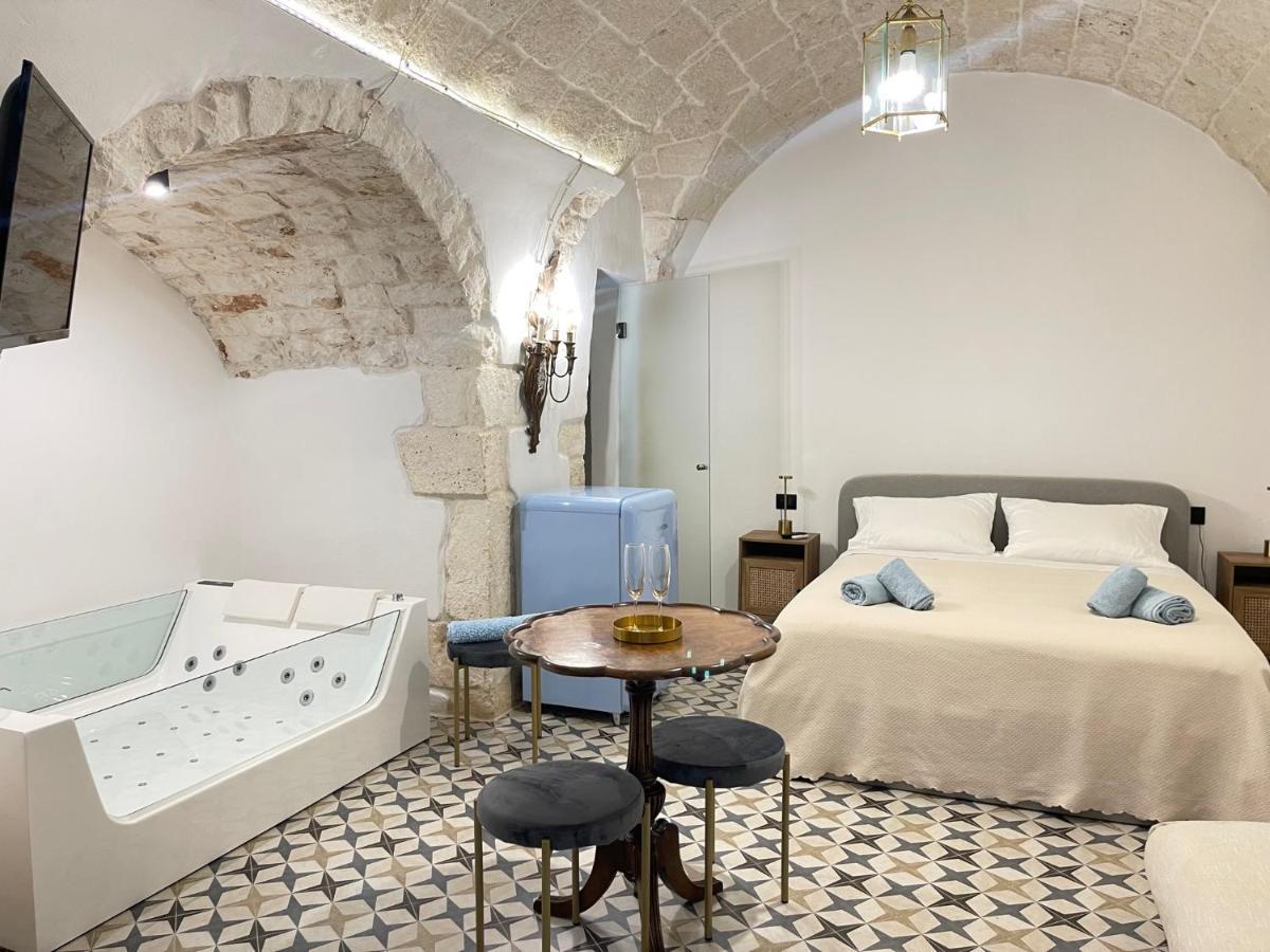 Luxury Studio, Ostuni Center Apartment Bagian luar foto